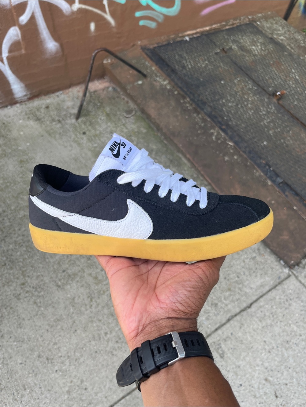 Nike Men’s Black and White Low-Top Sneakers with Gum Sole